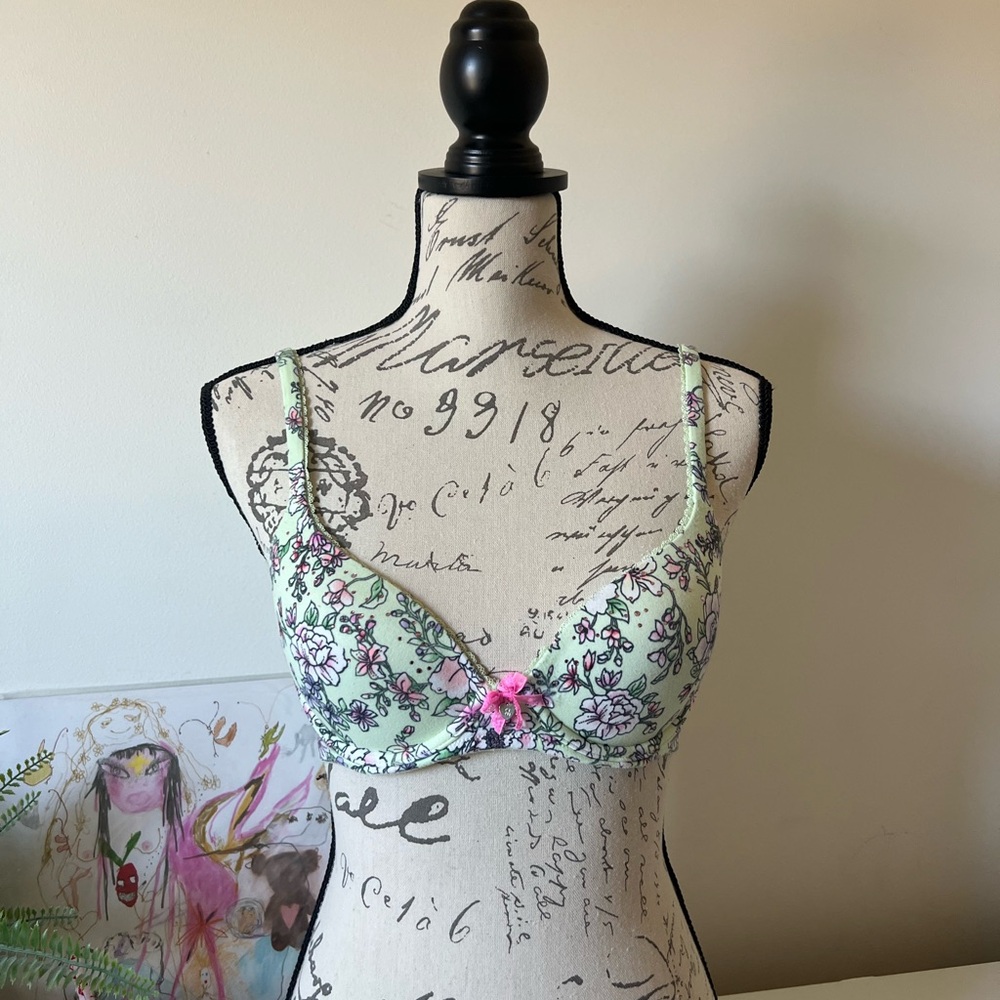 victoria’s secret green and pink floral bra with rhinestones and bow detail 32C